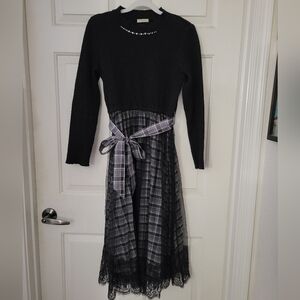 Axes Femme sweater dress